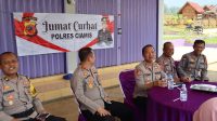Kapolres Ciamis Polda Jabar AKBP Tony Prasetyo Yudhangkoro SH SIK MT melaksanakan silaturahmi bersama masyarakat di Desa Jalatrang