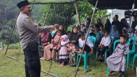 Polsek Cikoneng Polres Ciamis Polda Jabar mengumpulkan seluruh elemen masyarakat di Desa Darmacaang