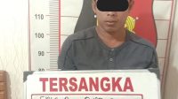 Eris (34), pengedar narkoba saat diamankan Polsek Bayung Lencir