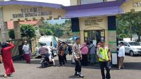 Personel Polsek Panjalu melakukan monitoring kegiatan masyarakat di kawasan obyek wisata Situ Lengkong Panjalu