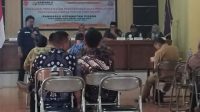 Kapolsek Cisaga Polres Ciamis Polda Jabar Iptu Agus Budi menghadiri acara sosialisasi pengawasan penyusunan daftar pemilih partisipatif tingkat Kecamatan Cisaga
