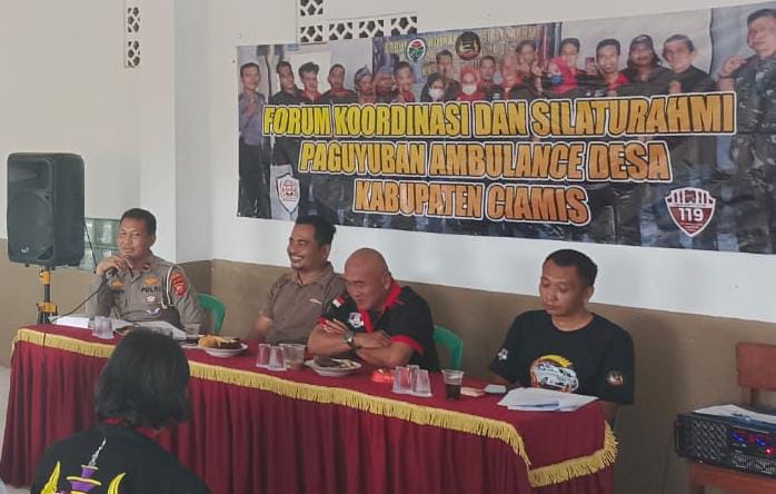 Satuan Lalu Lintas Polres Ciamis Polda Jabar melaksanakan sosialisasi tentang safety driving