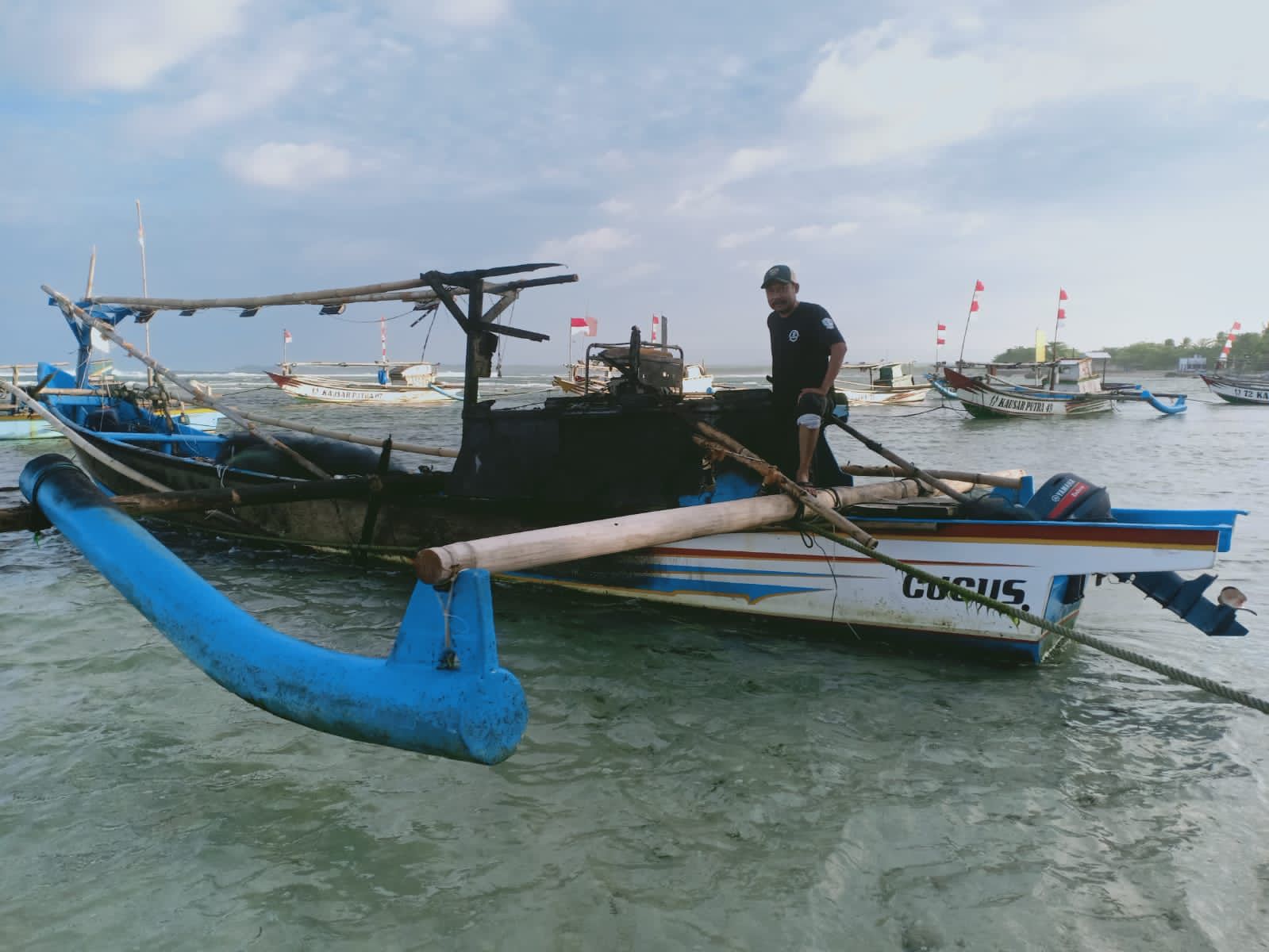 Laka Laut KM Jawara-95 Di Perairan Tegalbuleud, Kabupaten Sukabumi. Kamis (30/3/2023)