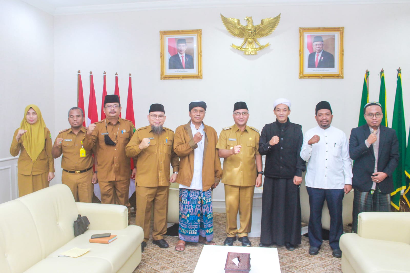 Ketua DPD FORPESS Muba, KH Muhammad Nur Badri saat Audiensi dengan Pj Bupati Apriyadi Mahmud, Senin (3/4/2023)