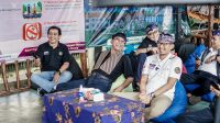 Menparekraf RI H  Sandiaga Salahuddin Uno mengunjungi Desa Wisata Selamanik Kecamatan Cipaku, Kamis (06/4/2023)