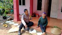 Polsek Sukadana Polres Ciamis Polda Jabar melaksanakan giat sambang dan silaturahmi Kamtibmas kepada warga masyarakat