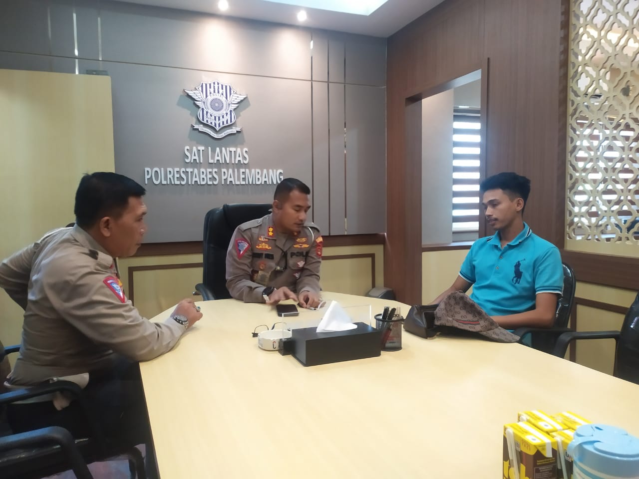 Mashun, pemuda yang videonya viral gegara ditilang polisi saat bertemu Kasat Lantas Polrestabes Palembang AKBP Rendy Surya Aditama