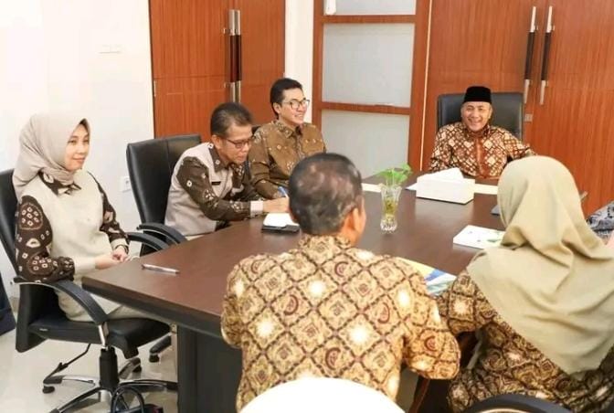 Pj Bupati Muba Apriyadi Mahmud saat menerima Jajaran Fakultas Pertanian Universitas Muhammadiyah Palembang