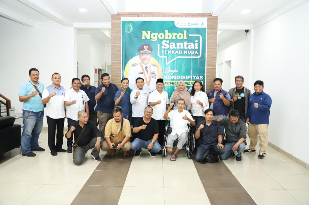 Pj Bupati Apriyadi Mahmud saat dialog bersama Forum Jurnalis Parlemen (FJP) Sumsel, Kamis (13/4/2023) di Kantor Mess Perwakilan Palembang.