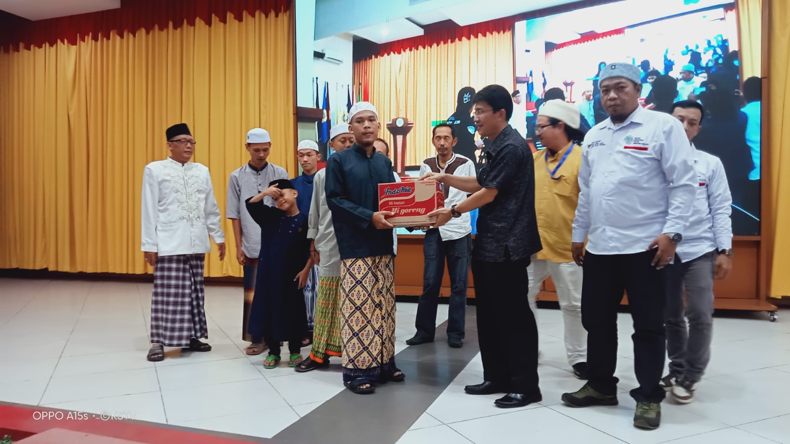 IWO Sumsel Memberikan Santunan kepada Rumah Tahfiz Qur'an dan Para Jurnalis