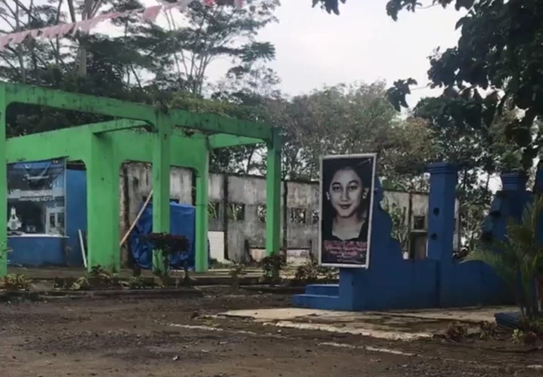 Kondisi makam Nike Ardilla di TPU Cidudu, Kampung Lebaklipung, Desa Imbanagara, Kecamatan Ciamis, Kabupaten Ciamis, Jawa Barat