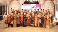 Pj Bupati Muba Apriyadi Mahmud beserta istri Asna Aini Apriyadi, Forkopimda dan Kepala OPD Pemkab Muba berfoto bersama, Minggu (23/4/2023)