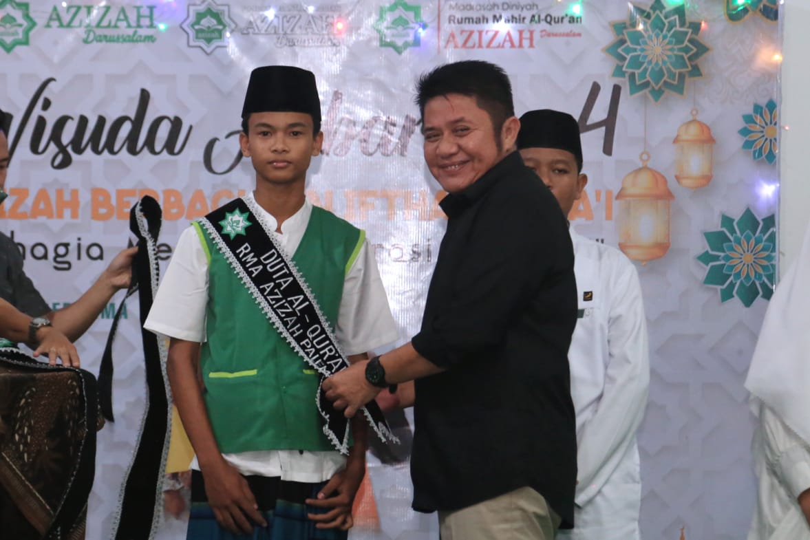 Herman Deru Bangga Pada Para Hafidz Qur'an Asuhan Ponpes Azizah (Dok. Humas Pemprov Sumsel)