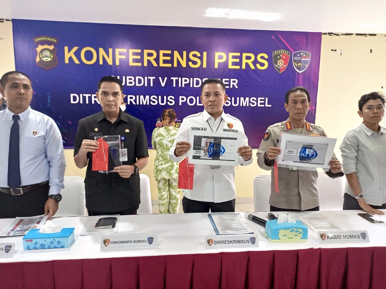 Ditreskrimsus Polda Sumsel saat menggelar keterangan pers, Kamis (4/5/2023)