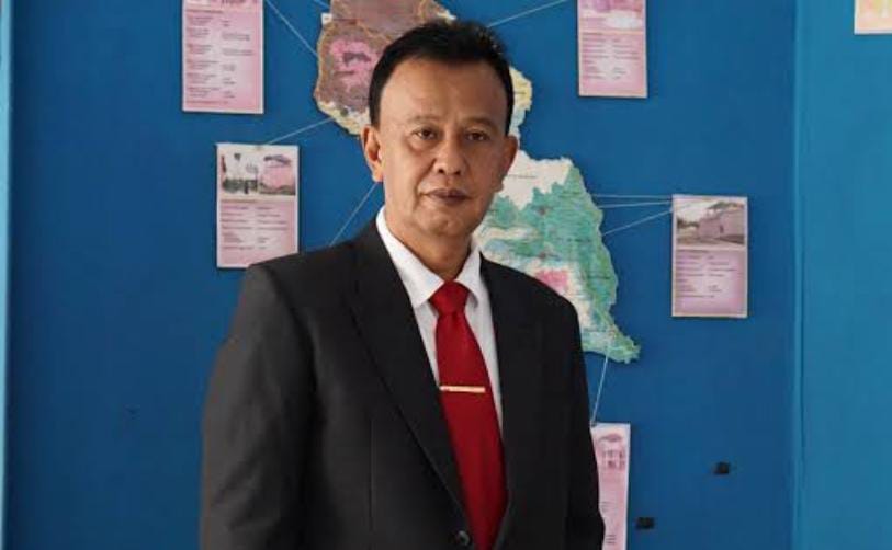 Direktur Perumda Air Minum Tirta Galuh Ciamis, Drs. Cece Hidayat