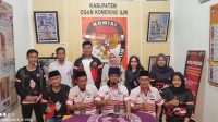 Pengrus pimpinan cabang Partai Kebangkitan Nusantara (PKN) Kabupaten OKI usai menyerahkan berkas bacaleg ke KPU Kabupaten oKI, Sabtu (13/5/2023)