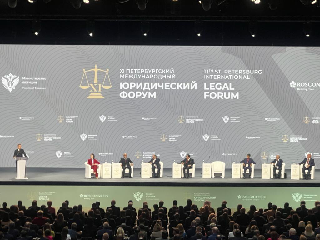 Panel Discussion International Legal Forum yang dilaksankaan di Congress Room, Expo Forum Vonvention and Exhibition Center, St. Petersburg, Jumat (12/05)