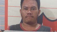 Aan, salah satu pelaku pencurian buah sawit saat diamankan polisi