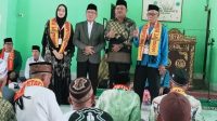 Plt Staf Ahli Bupati Bidang Keuangan Muhammad Ali melepas 106 jamaah calon umrah Kabupaten Musi Banyuasin tahun 2023