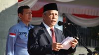 Bupati Ogan Komering Ilir (OKI) H. Iskandar, SE  pimpin upacara Peringatan Hari Kelahiran Pancasila tahun 2023 di Halaman kantor Bupati OKI, Kamis (01/06/2023).