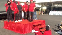 Para petinggi PDI Perjuangan Sumsel meramaikan puncak acara Peringatan Bulan Bung Karno di lapangan DPRD Sumsel (Dok. Humas PDIP Sumsel)