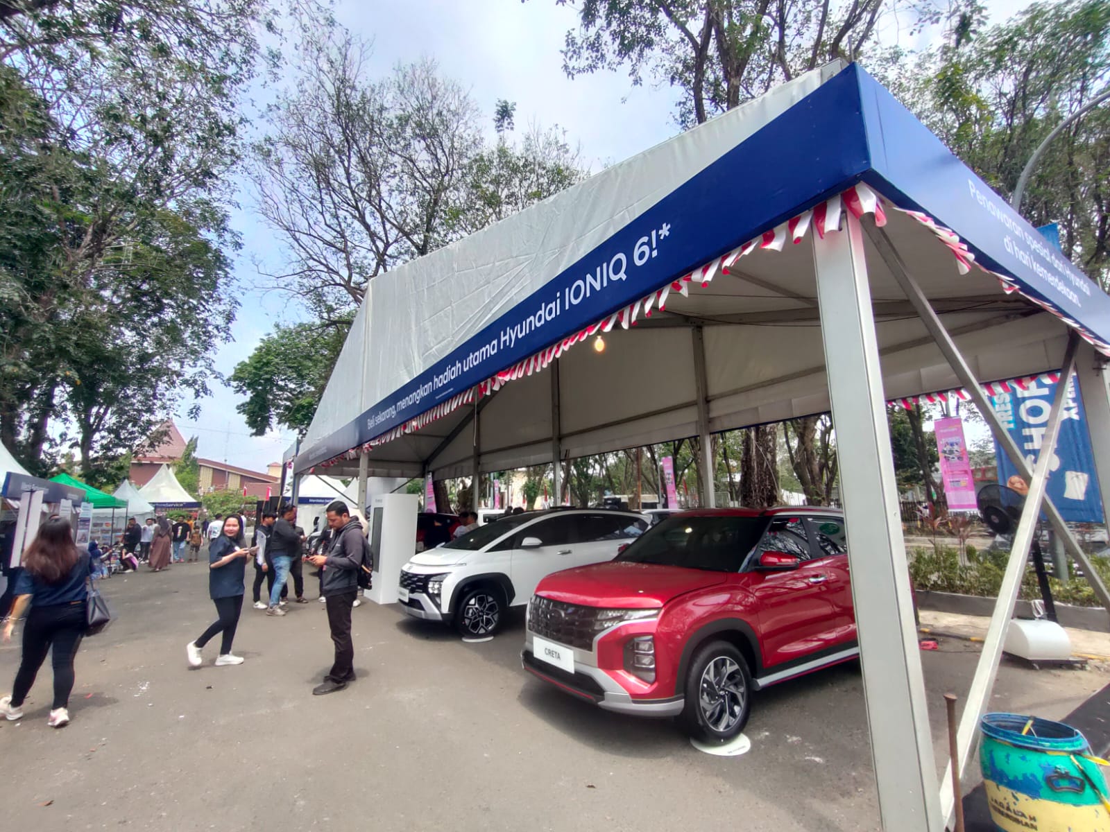 Peluncuran Hyundai All New KONA Electric di Festival Merdeka Berkedara, parkiran Palembang Icon Mal (Indodaily.co)