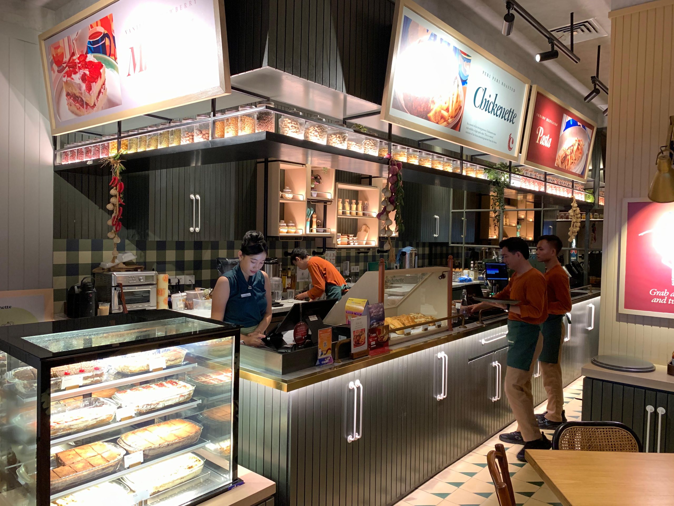 Kitchenette hadir di Palembang Indah Mall lantai Ground, menangkap esensi comfort dining dengan sangat baik