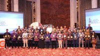 Raih 43 Penghargaan di Nusantara CSR Awards 2025, PLN Terima Predikat Platinum SDGs di Jakarta (Dok. Humas PLN)
