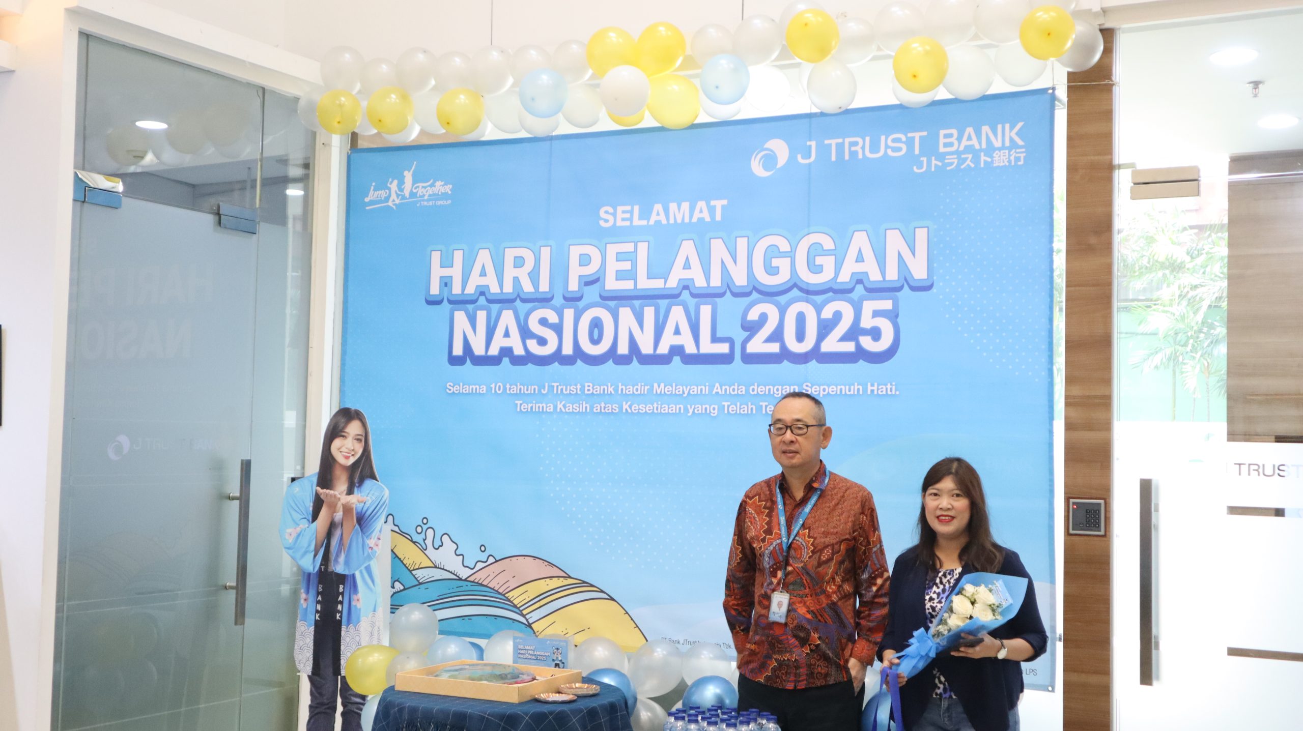 J Trust Rayakan Hari Pelanggan Nasional