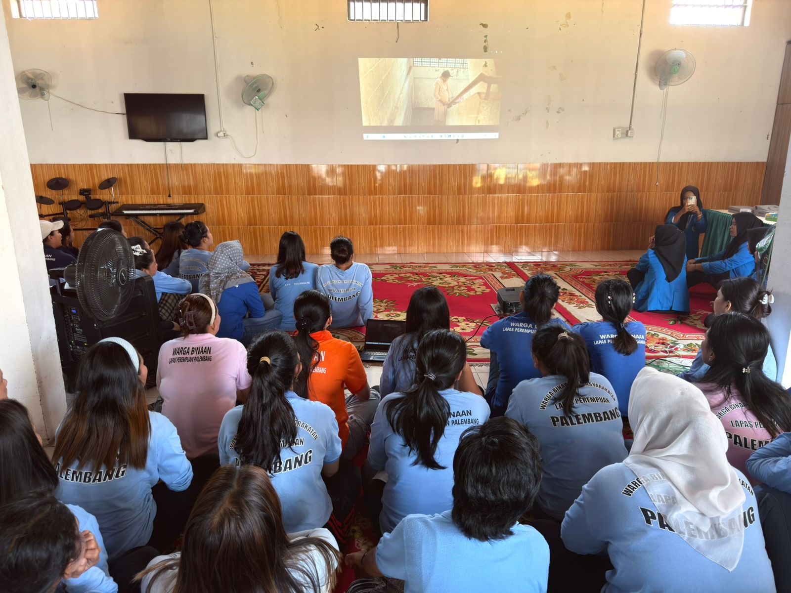 517df525-f445-4518-8de8-612b2f3b8caa