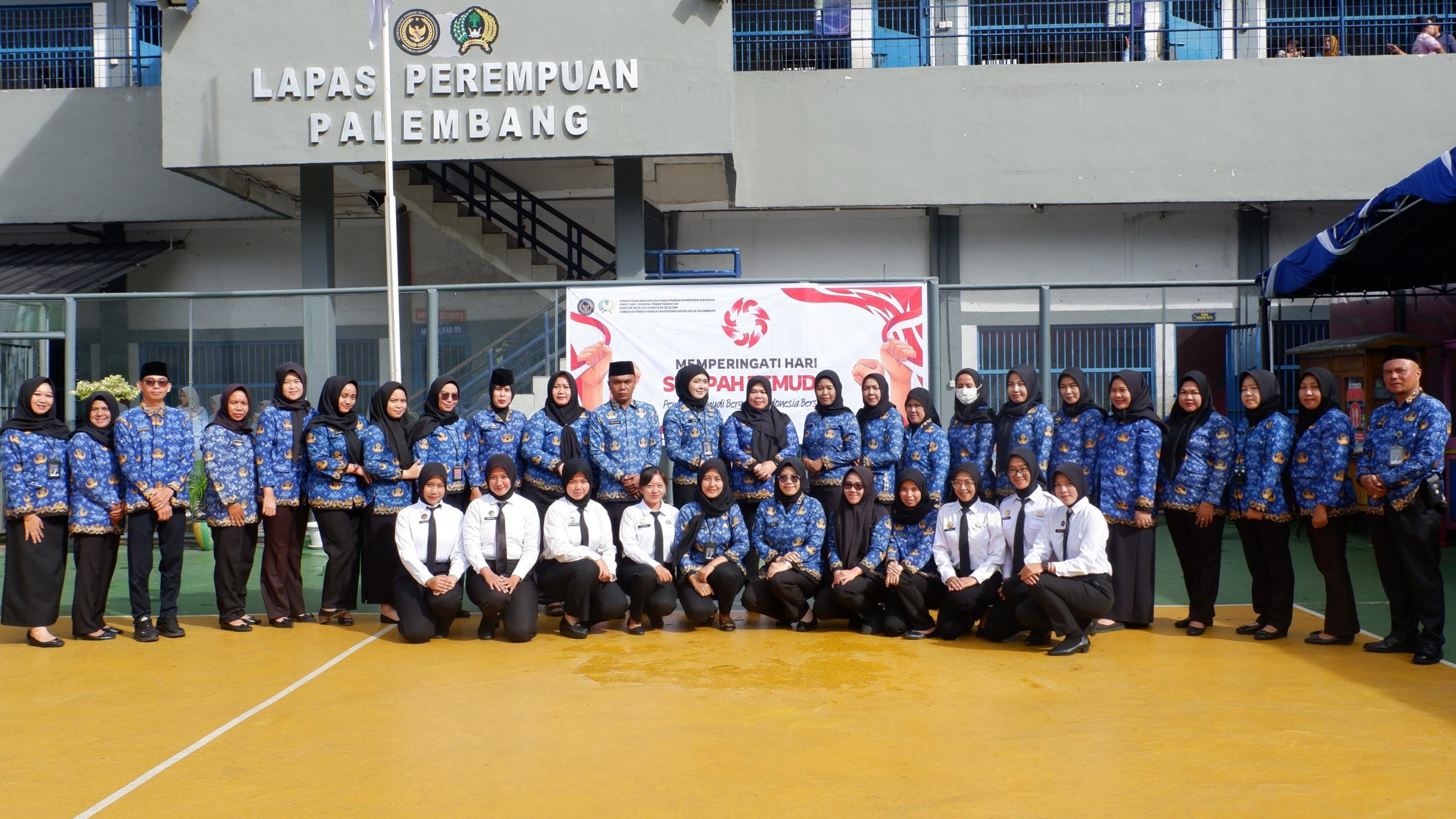 d8b0b925-7dac-4c70-93b1-dda434e8b4bb