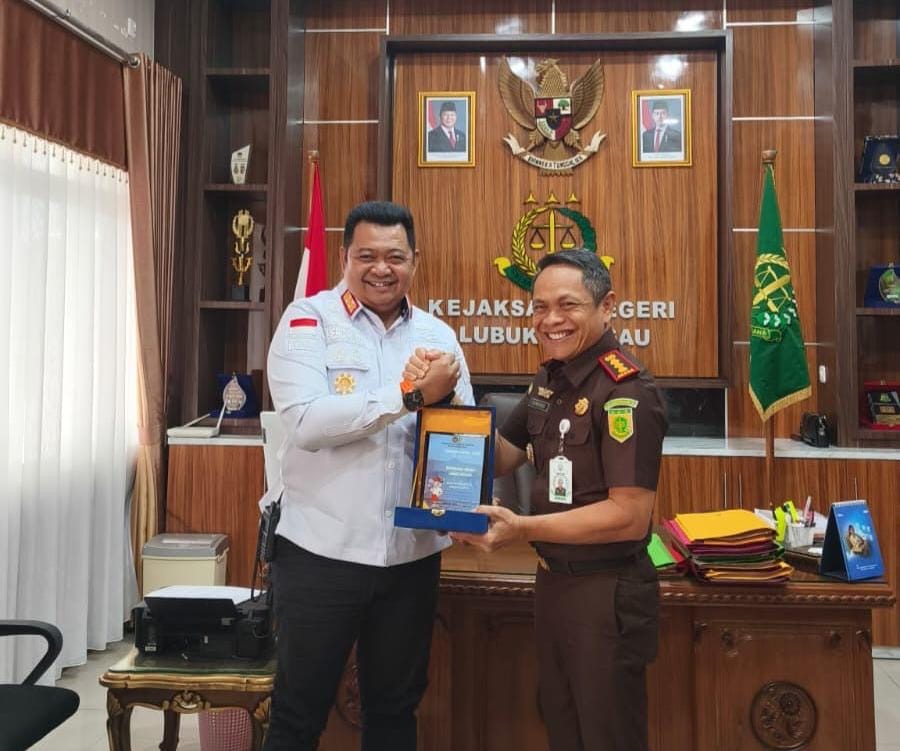 fb5577bf-e4c9-4494-84e8-8c6b720629de