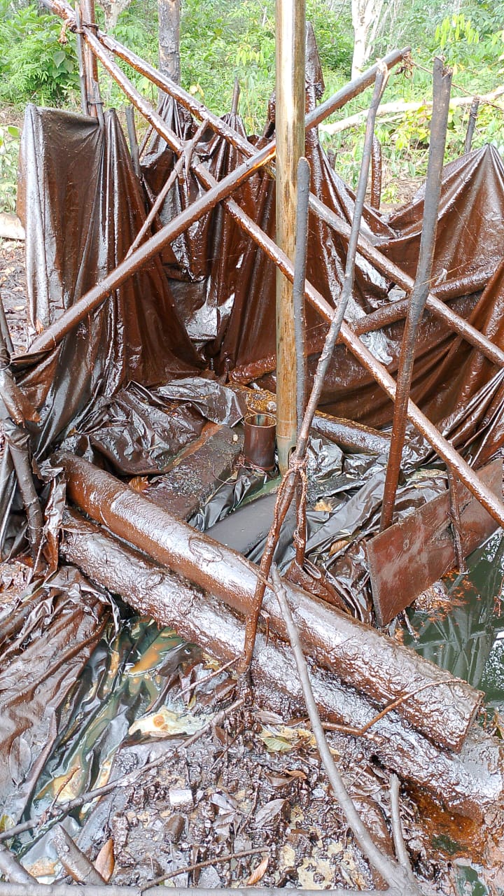 Sumur minyak ilegal di Kecamatan Keluang Kabupaten Musi Banyuasin Sumsel (Nefri Inge / Indodaily.co)