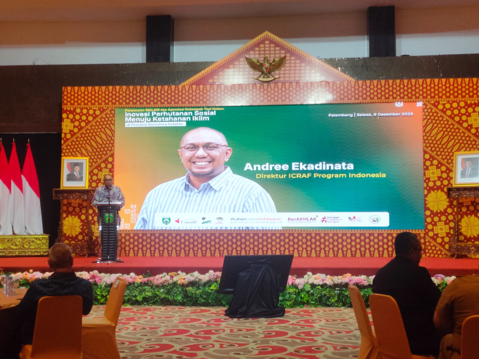Direktur ICRAF Program Indonesia Andree Ekadinata saat peluncuran SI ALAM di Grand Atyasa Palembang (Indodaily.co)