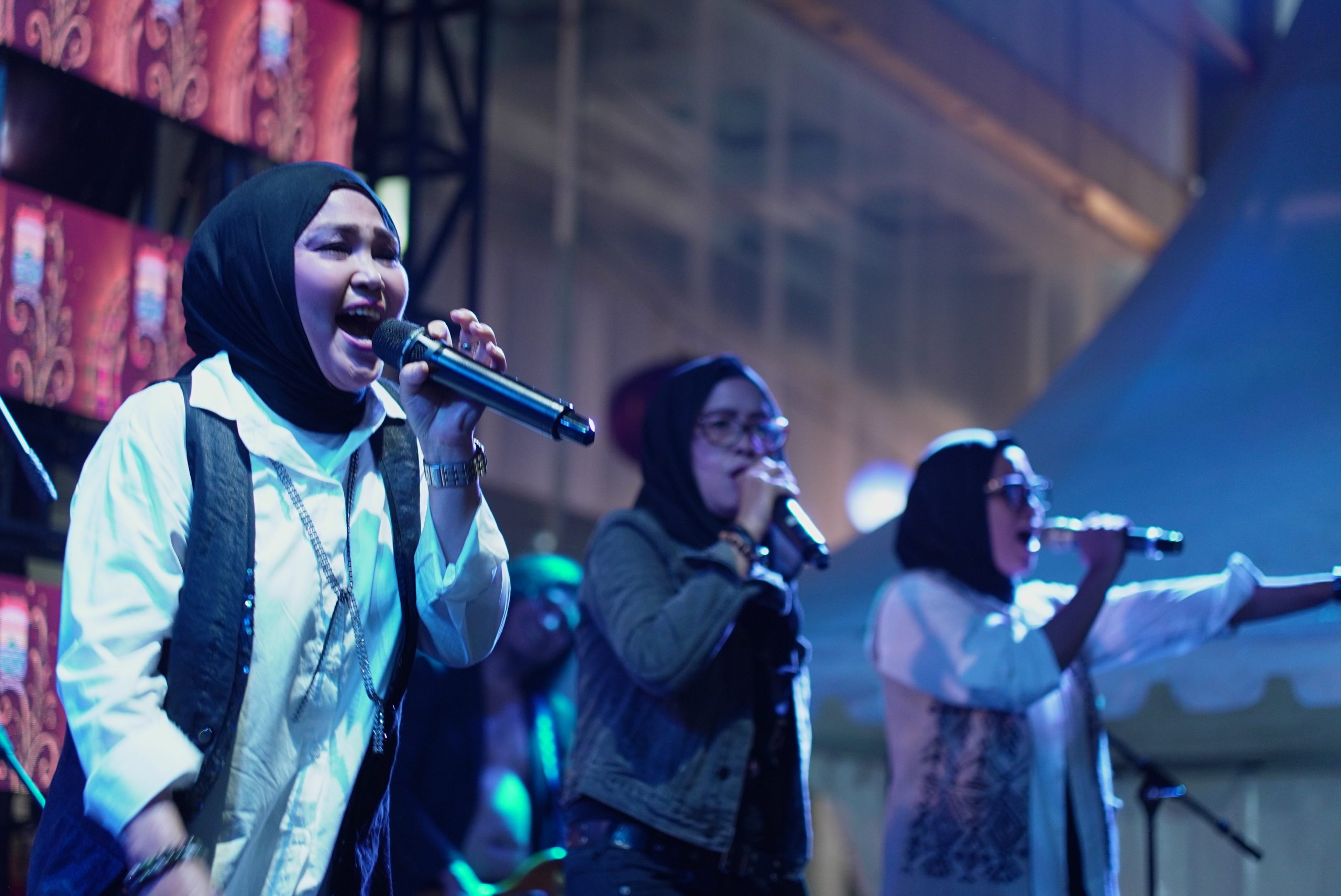 Komunitas Musi Lady Rock (MLR) turut meramaikan panggung Annniversary ke-33 Gong Sriwijaya di Car Free Night (CFN) Palembang, Sabtu (6/6/2026) malam (Dok. Humas Gong Sriwijaya / Indodaily.co)