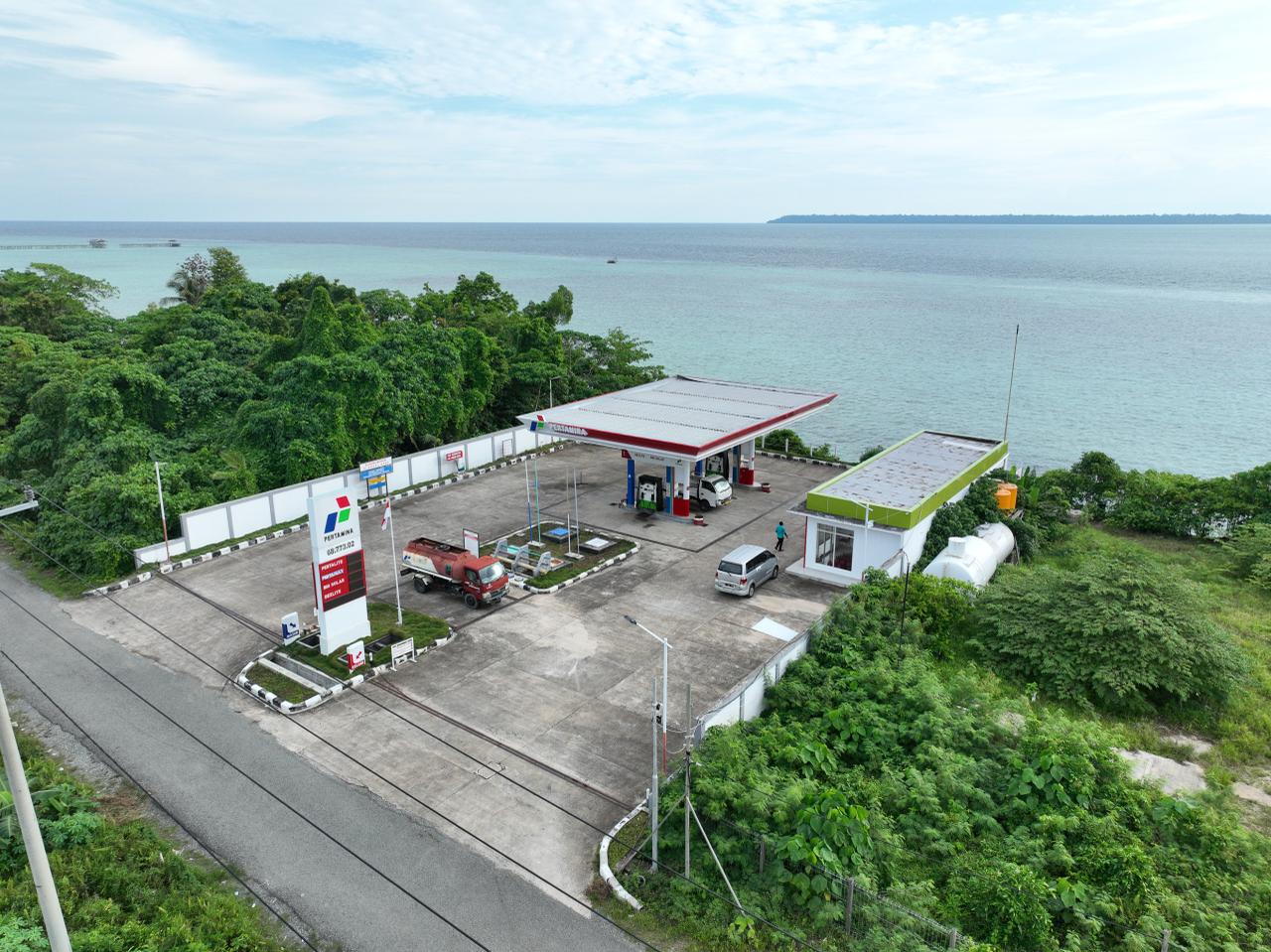 Pertamina Patra Niaga bersama Kementerian Kelautan dan Perikanan perkuat penyediaan energi bagi nelayan (Dok. Humas Pertamina Patra Niaga)