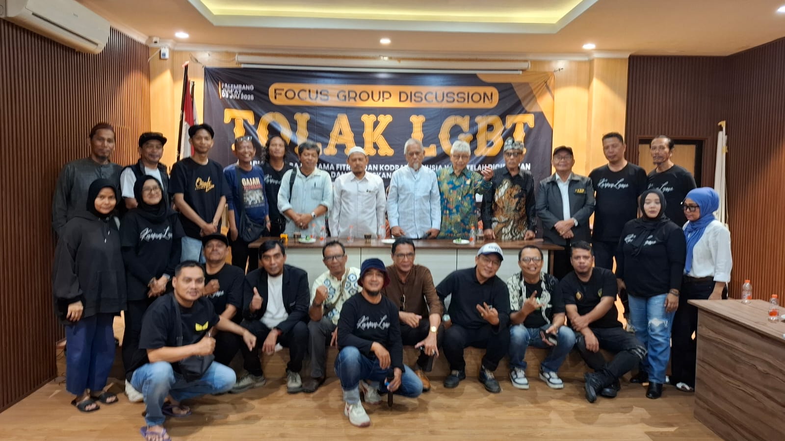 Yayasan Kawan Lamo Galo Palembang bersama ormas dan komunitas di Palembang dukung dibentuknya Perwali dan Perda Tolak LGBT di Sumsel (Dok. Humas Yayasan Kawan Lamo Galo Palembang / Indodaily.co)